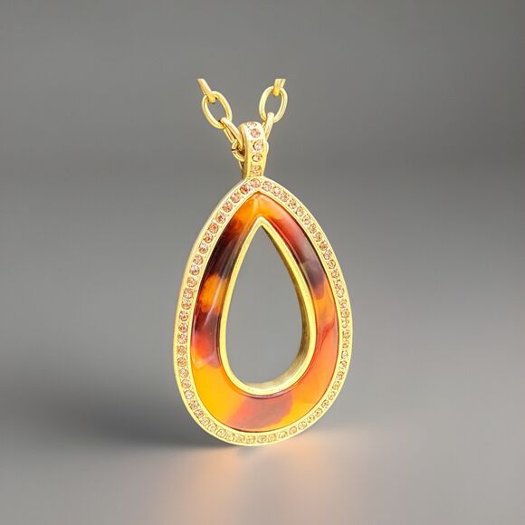 Liz Claiborne Tear Drop Turtle Resin Pendant With Gold Tone Chain Detailing - Picture 4 of 5